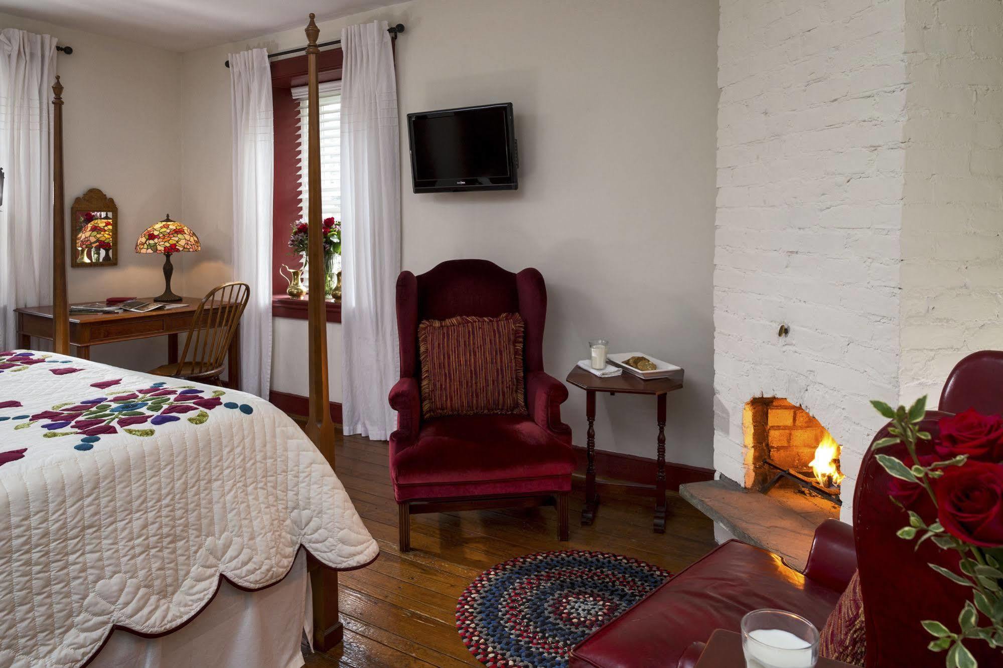 Historic Smithton Inn Эфрата Экстерьер фото